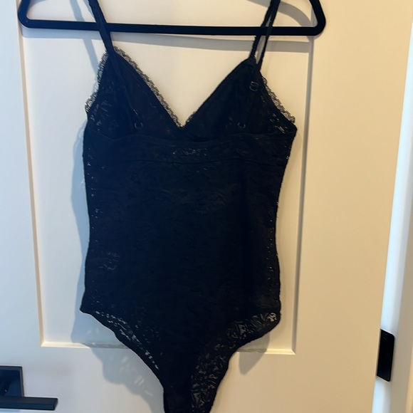 Reformation lace bodysuit - Picture 3 of 4